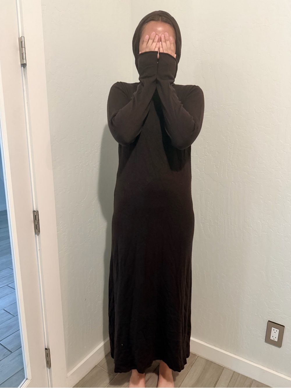 Zara Black Hooded Maxi Dress with Thumbhole Sleeves